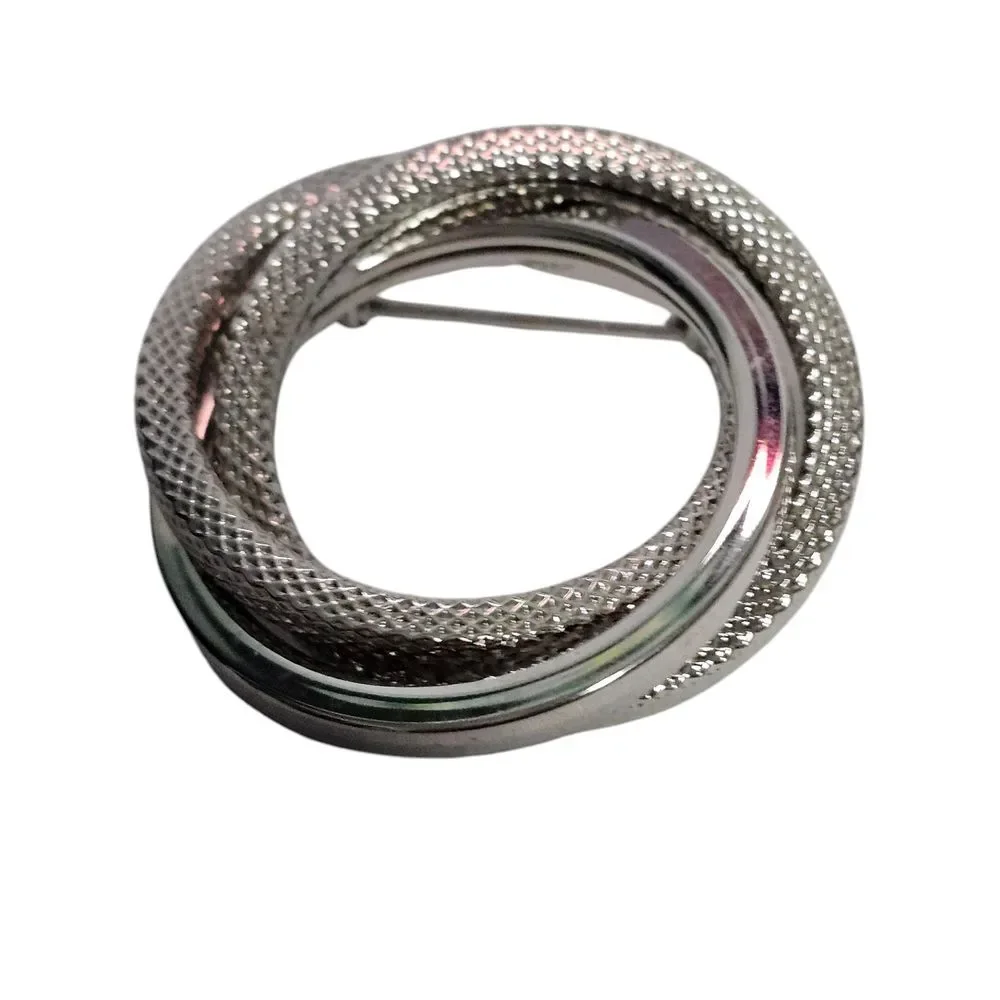 Silver‎ Tone Interlocking Circle Brooch Pin Vintage Style Jewelry
